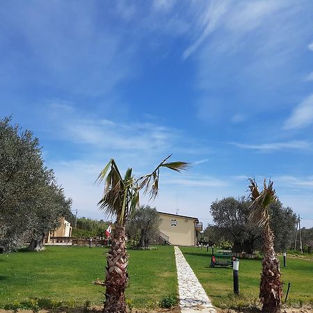 Agriturismo Donna Beatrice Bianco Luaran gambar